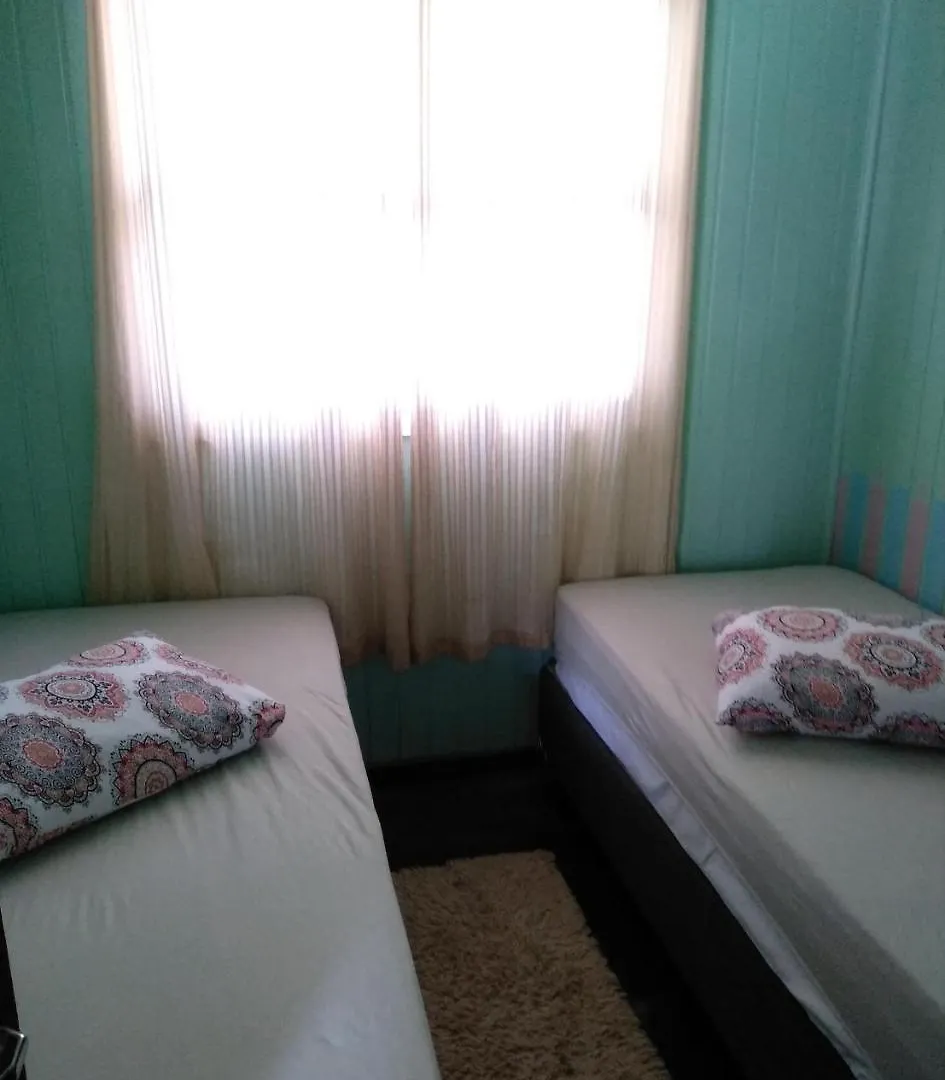 Casa A 50 Mt Da Praia. بومبينهاس البرازيل