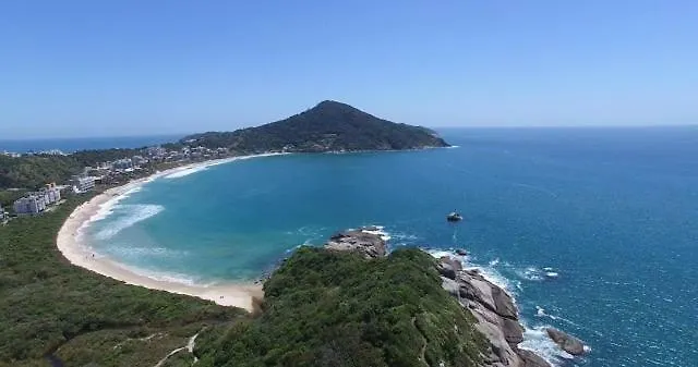 Casa A 50 Mt Da Praia. بومبينهاس